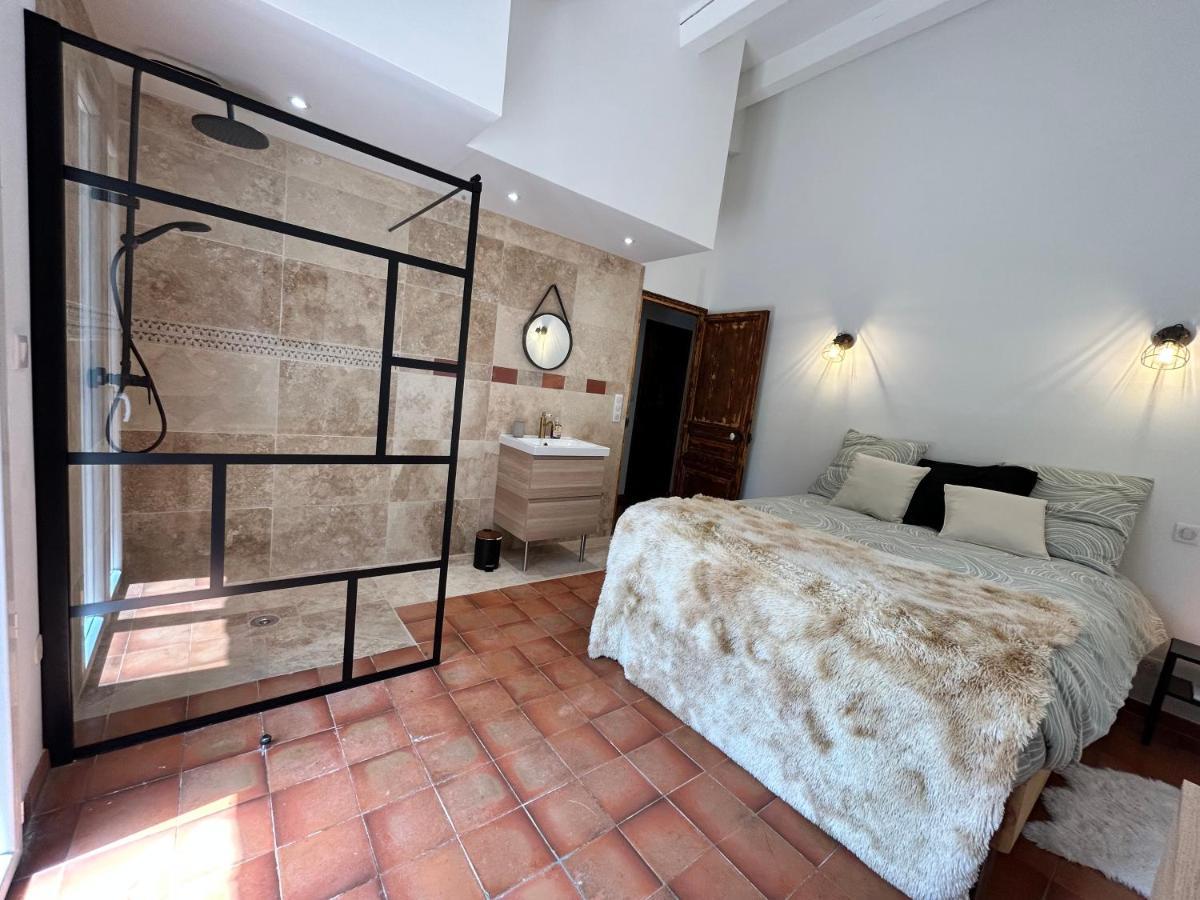 Villa De Charme En Campagne Avec Piscine Privee Et Nature Luxuriante Le Beausset Extérieur photo